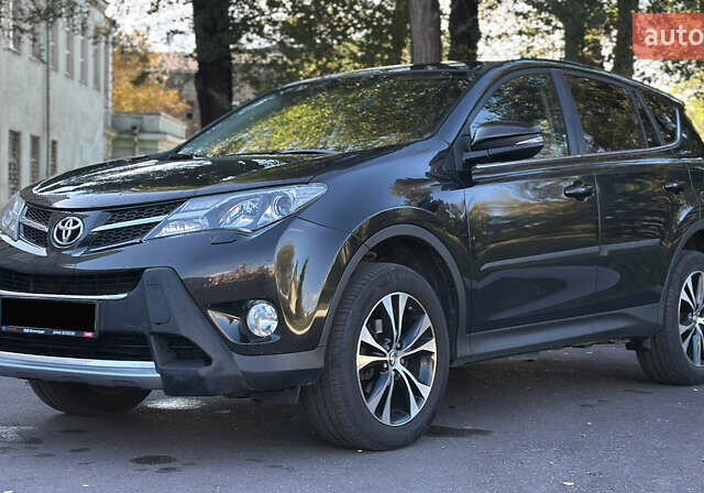 Коричневий Тойота РАВ 4, об'ємом двигуна 2 л та пробігом 186 тис. км за 17300 $, фото 1 на Automoto.ua