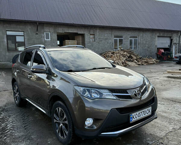 Коричневый Тойота РАВ 4, объемом двигателя 2.23 л и пробегом 211 тыс. км за 18300 $, фото 1 на Automoto.ua