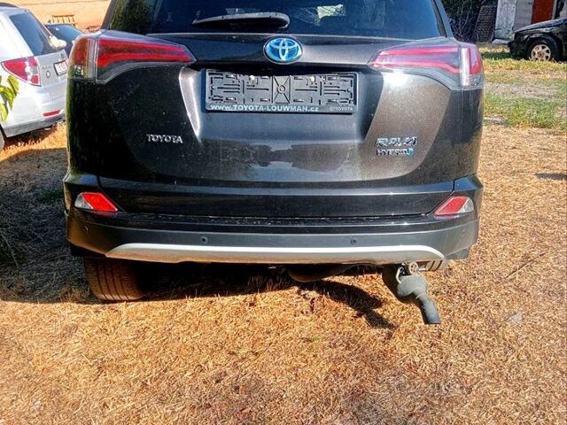 Тойота РАВ 4 2016 в Николаеве на Automoto.ua Коричневый Тойота РАВ 4, объемом двигателя 2.5 л и пробегом 180 тыс. км за 11000 $, фото 1 на Automoto.ua