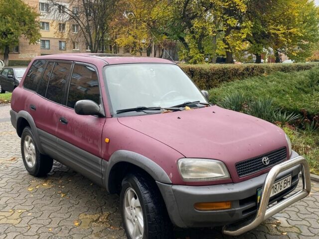 Красный Тойота РАВ 4, объемом двигателя 2 л и пробегом 440 тыс. км за 6300 $, фото 1 на Automoto.ua