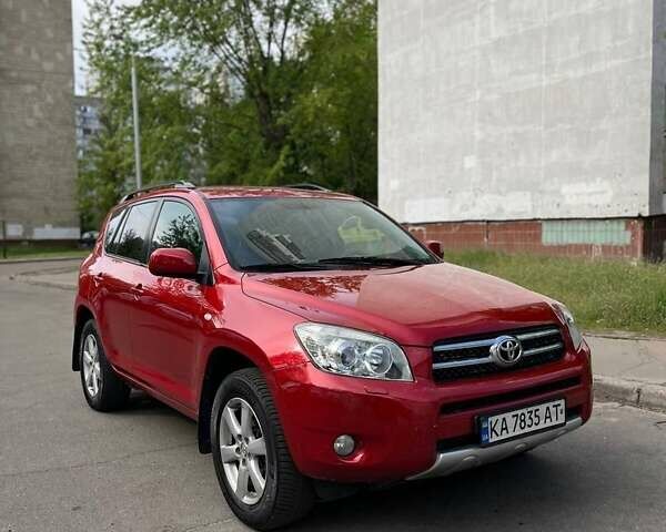 Червоний Тойота РАВ 4, об'ємом двигуна 2 л та пробігом 226 тис. км за 9200 $, фото 1 на Automoto.ua