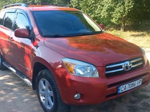 Красный Тойота РАВ 4, объемом двигателя 2.4 л и пробегом 194 тыс. км за 11000 $, фото 1 на Automoto.ua