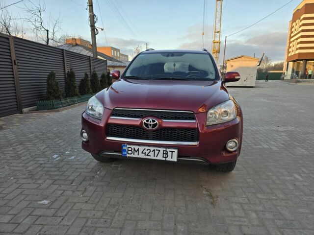 Красный Тойота РАВ 4, объемом двигателя 2 л и пробегом 230 тыс. км за 10000 $, фото 1 на Automoto.ua