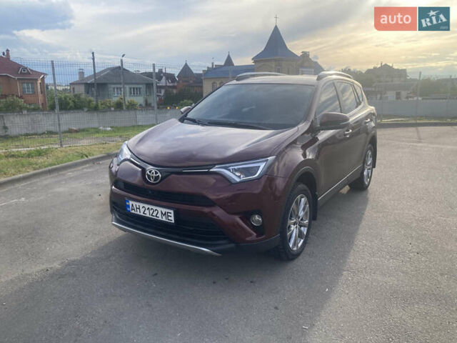 Червоний Тойота РАВ 4, об'ємом двигуна 2.2 л та пробігом 126 тис. км за 22500 $, фото 1 на Automoto.ua
