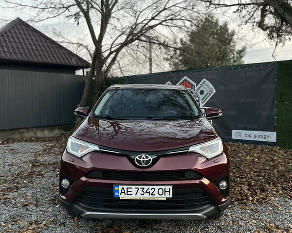 Красный Тойота РАВ 4, объемом двигателя 1.99 л и пробегом 96 тыс. км за 21000 $, фото 1 на Automoto.ua