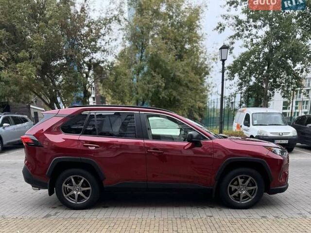 Красный Тойота РАВ 4, объемом двигателя 2.49 л и пробегом 69 тыс. км за 21500 $, фото 1 на Automoto.ua