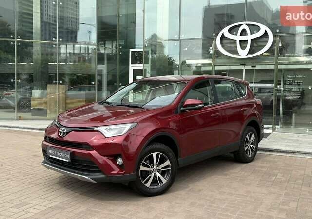 Червоний Тойота РАВ 4, об'ємом двигуна 1.99 л та пробігом 62 тис. км за 25666 $, фото 1 на Automoto.ua