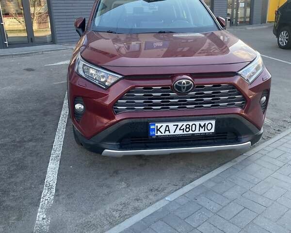 Красный Тойота РАВ 4, объемом двигателя 1.99 л и пробегом 155 тыс. км за 29000 $, фото 1 на Automoto.ua