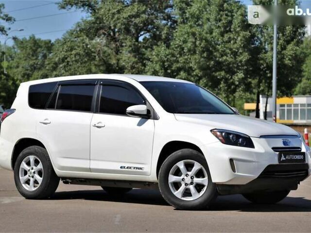 Тойота РАВ 4, об'ємом двигуна 0 л та пробігом 175 тис. км за 16000 $, фото 1 на Automoto.ua