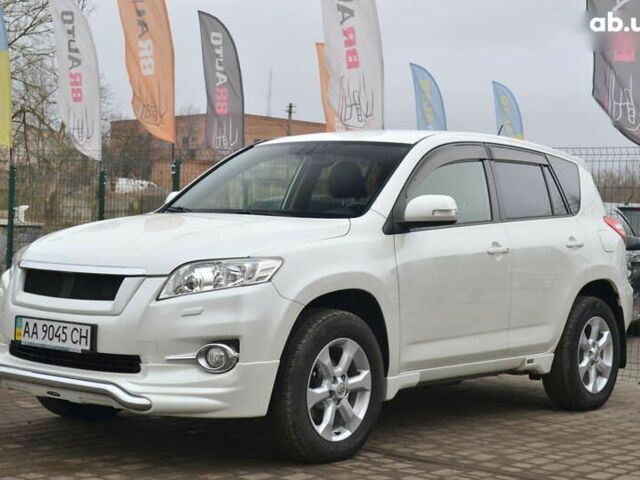 Тойота РАВ 4, объемом двигателя 2 л и пробегом 158 тыс. км за 13855 $, фото 1 на Automoto.ua