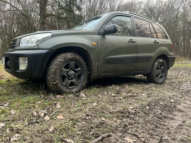 Тойота РАВ 4, объемом двигателя 2 л и пробегом 425 тыс. км за 3500 $, фото 1 на Automoto.ua