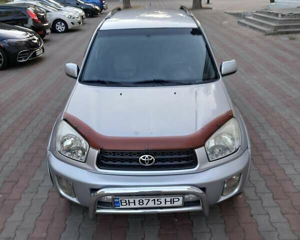 Тойота РАВ 4, объемом двигателя 2 л и пробегом 290 тыс. км за 5860 $, фото 1 на Automoto.ua