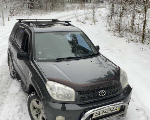 Тойота РАВ 4, объемом двигателя 2 л и пробегом 240 тыс. км за 8100 $, фото 1 на Automoto.ua
