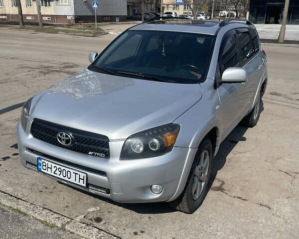 Тойота РАВ 4, объемом двигателя 2.36 л и пробегом 220 тыс. км за 9400 $, фото 1 на Automoto.ua