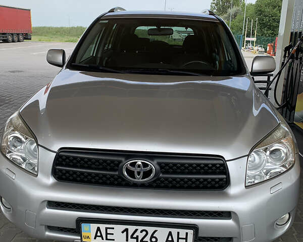 Тойота РАВ 4, объемом двигателя 2 л и пробегом 162 тыс. км за 10500 $, фото 1 на Automoto.ua