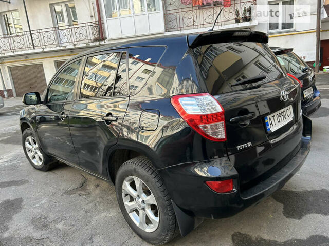 Тойота РАВ 4, объемом двигателя 2.23 л и пробегом 185 тыс. км за 13000 $, фото 1 на Automoto.ua