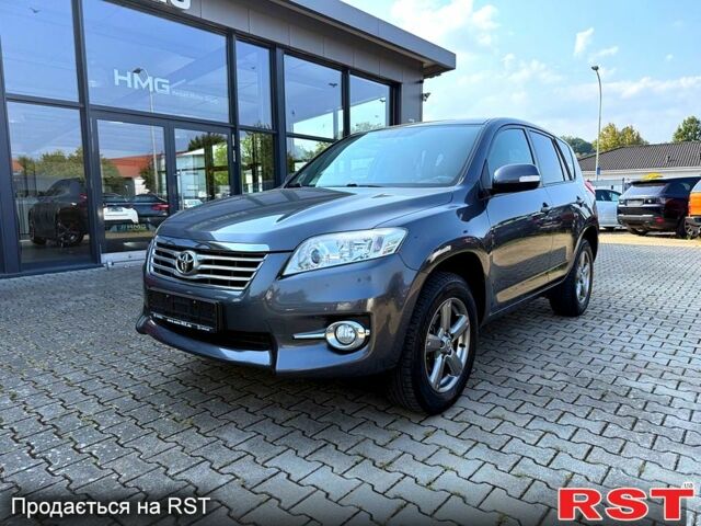 Тойота РАВ 4, объемом двигателя 2.2 л и пробегом 195 тыс. км за 10400 $, фото 1 на Automoto.ua