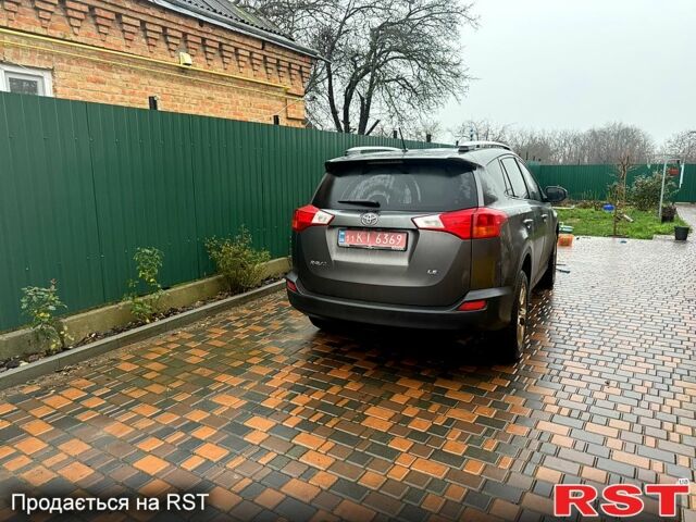 Тойота РАВ 4, объемом двигателя 2.4 л и пробегом 220 тыс. км за 14500 $, фото 1 на Automoto.ua