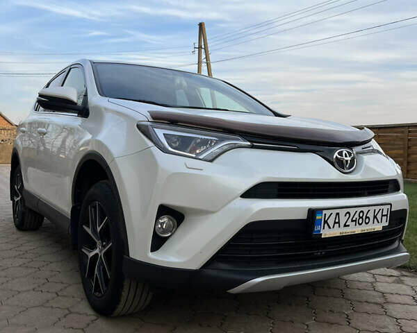 Тойота РАВ 4, об'ємом двигуна 2.2 л та пробігом 127 тис. км за 24600 $, фото 1 на Automoto.ua