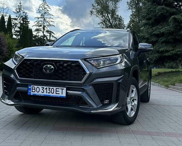 Тойота РАВ 4, объемом двигателя 2.49 л и пробегом 140 тыс. км за 23100 $, фото 1 на Automoto.ua