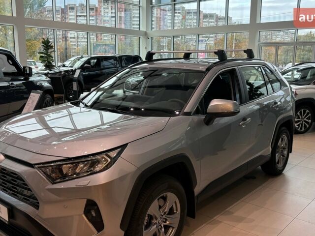 Тойота РАВ 4, об'ємом двигуна 2.49 л та пробігом 0 тис. км за 40190 $, фото 1 на Automoto.ua