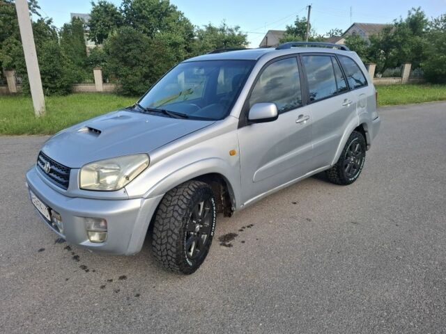 Сірий Тойота РАВ 4, об'ємом двигуна 2 л та пробігом 300 тис. км за 4516 $, фото 1 на Automoto.ua