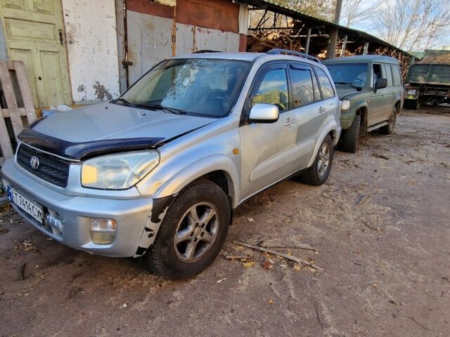 Серый Тойота РАВ 4, объемом двигателя 2 л и пробегом 381 тыс. км за 3700 $, фото 1 на Automoto.ua