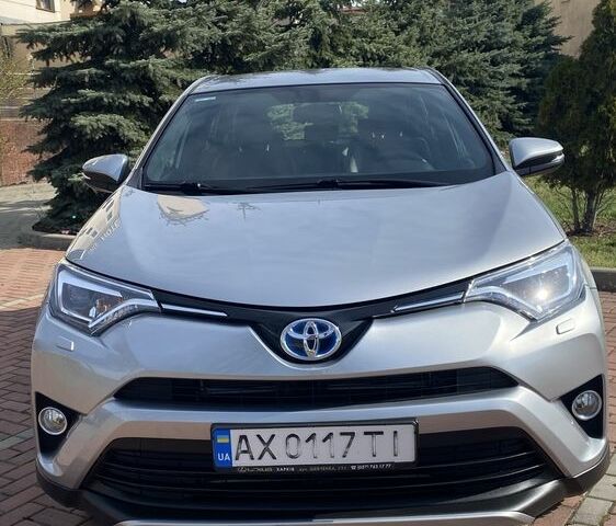 Серый Тойота РАВ 4, объемом двигателя 2.5 л и пробегом 190 тыс. км за 23000 $, фото 1 на Automoto.ua