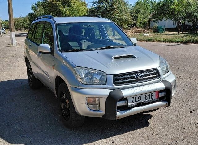 Серый Тойота РАВ 4, объемом двигателя 0 л и пробегом 245 тыс. км за 2305 $, фото 1 на Automoto.ua