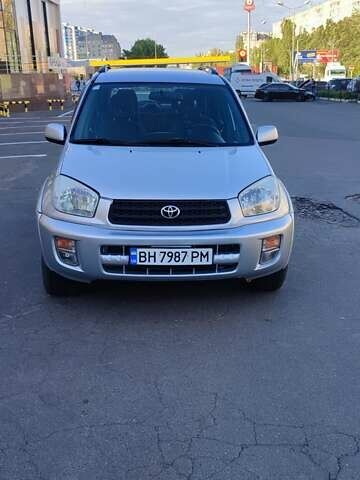 Серый Тойота РАВ 4, объемом двигателя 2 л и пробегом 191 тыс. км за 6700 $, фото 1 на Automoto.ua