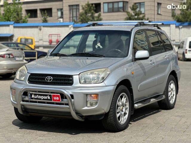 Серый Тойота РАВ 4, объемом двигателя 2 л и пробегом 204 тыс. км за 7190 $, фото 1 на Automoto.ua