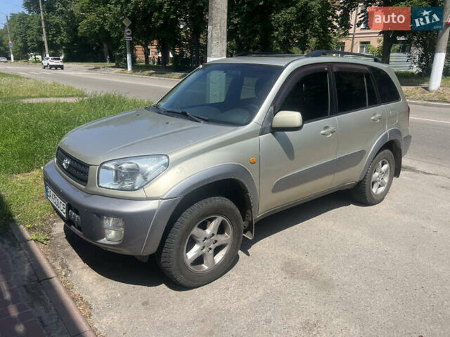 Серый Тойота РАВ 4, объемом двигателя 2 л и пробегом 207 тыс. км за 6900 $, фото 1 на Automoto.ua
