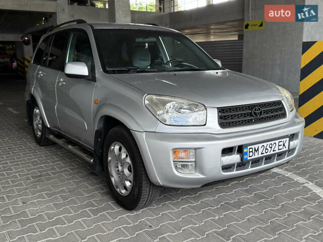 Сірий Тойота РАВ 4, об'ємом двигуна 2 л та пробігом 252 тис. км за 5900 $, фото 1 на Automoto.ua