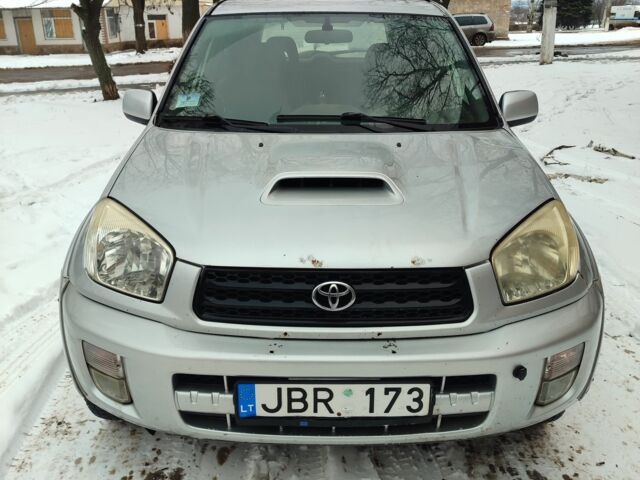 Серый Тойота РАВ 4, объемом двигателя 2 л и пробегом 323 тыс. км за 3200 $, фото 1 на Automoto.ua