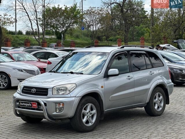 Серый Тойота РАВ 4, объемом двигателя 2 л и пробегом 289 тыс. км за 7190 $, фото 1 на Automoto.ua