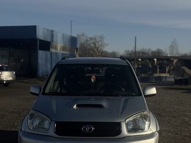 Сірий Тойота РАВ 4, об'ємом двигуна 2.2 л та пробігом 391 тис. км за 4966 $, фото 1 на Automoto.ua