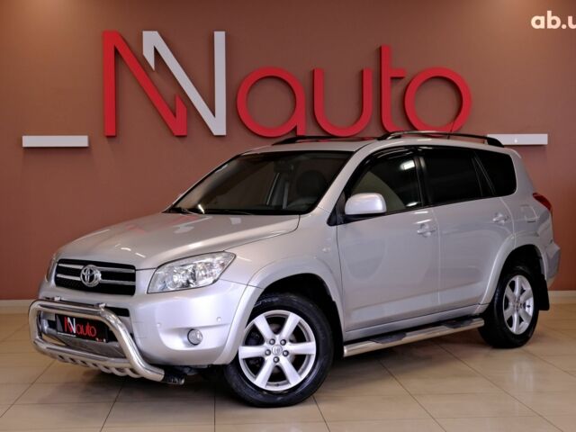 Серый Тойота РАВ 4, объемом двигателя 2.4 л и пробегом 164 тыс. км за 9900 $, фото 1 на Automoto.ua
