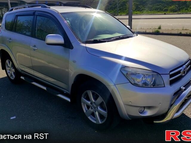 Серый Тойота РАВ 4, объемом двигателя 2.4 л и пробегом 164 тыс. км за 9100 $, фото 1 на Automoto.ua