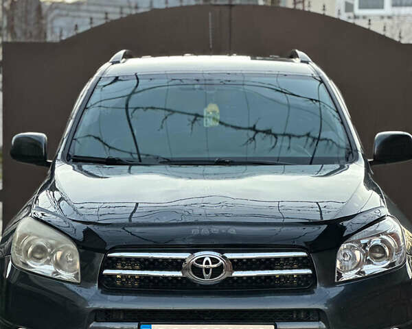 Серый Тойота РАВ 4, объемом двигателя 2.2 л и пробегом 265 тыс. км за 10300 $, фото 1 на Automoto.ua