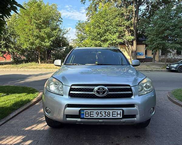 Сірий Тойота РАВ 4, об'ємом двигуна 2 л та пробігом 240 тис. км за 8700 $, фото 1 на Automoto.ua