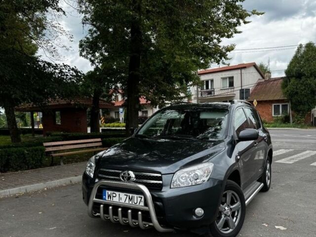 Серый Тойота РАВ 4, объемом двигателя 0 л и пробегом 178 тыс. км за 2700 $, фото 1 на Automoto.ua