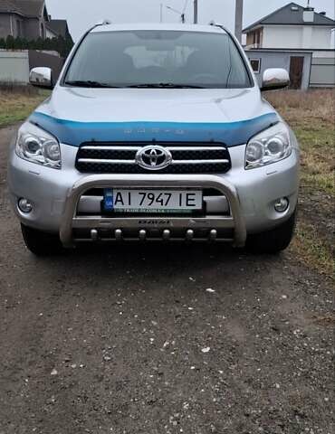 Сірий Тойота РАВ 4, об'ємом двигуна 2 л та пробігом 151 тис. км за 10300 $, фото 1 на Automoto.ua