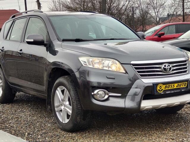 Серый Тойота РАВ 4, объемом двигателя 2.2 л и пробегом 168 тыс. км за 14100 $, фото 1 на Automoto.ua