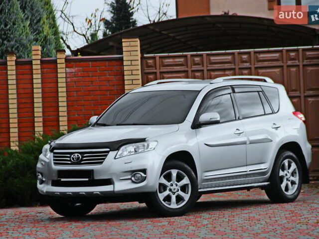 Сірий Тойота РАВ 4, об'ємом двигуна 2 л та пробігом 141 тис. км за 12750 $, фото 1 на Automoto.ua