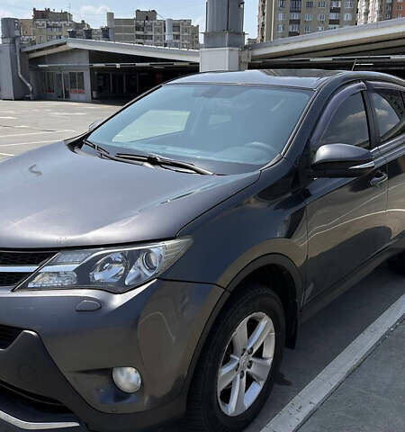 Серый Тойота РАВ 4, объемом двигателя 2.5 л и пробегом 282 тыс. км за 15800 $, фото 1 на Automoto.ua