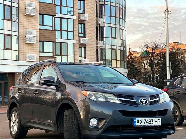Сірий Тойота РАВ 4, об'ємом двигуна 2.5 л та пробігом 168 тис. км за 15000 $, фото 1 на Automoto.ua