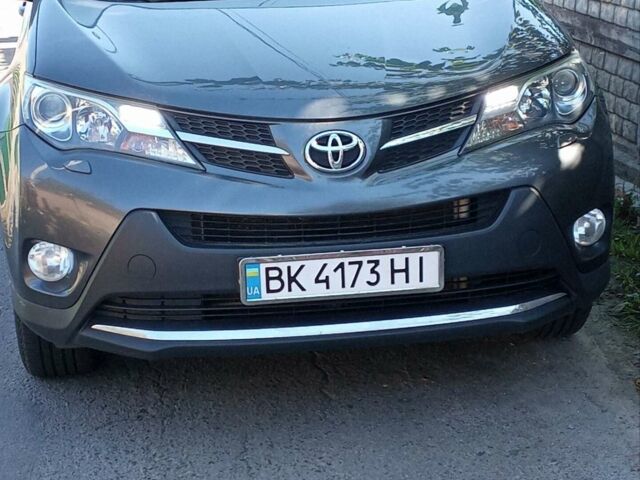 Сірий Тойота РАВ 4, об'ємом двигуна 2.23 л та пробігом 187 тис. км за 20400 $, фото 1 на Automoto.ua
