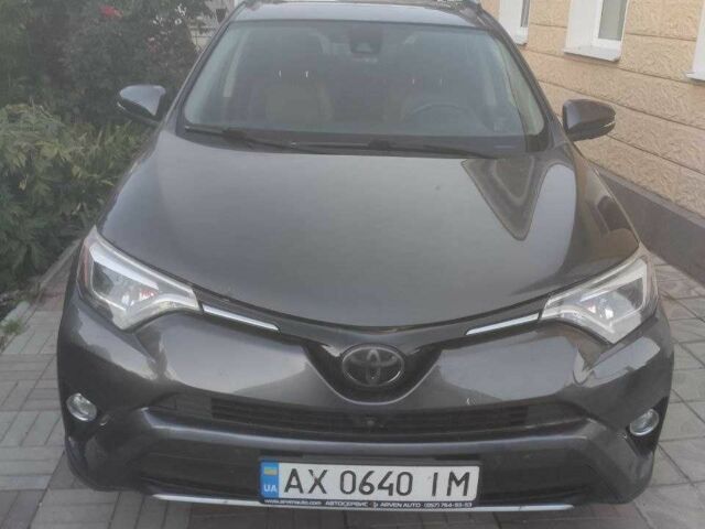 Сірий Тойота РАВ 4, об'ємом двигуна 0 л та пробігом 170 тис. км за 20000 $, фото 1 на Automoto.ua