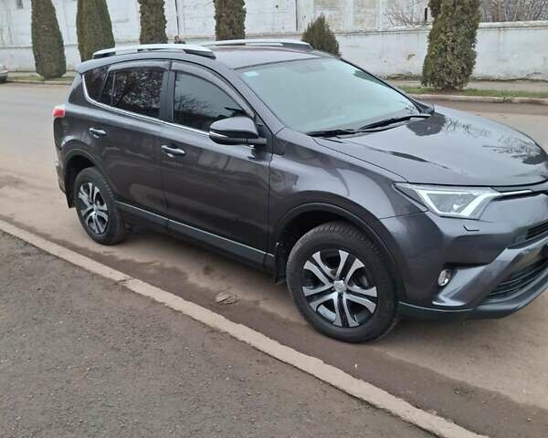 Сірий Тойота РАВ 4, об'ємом двигуна 1.99 л та пробігом 33 тис. км за 18800 $, фото 1 на Automoto.ua
