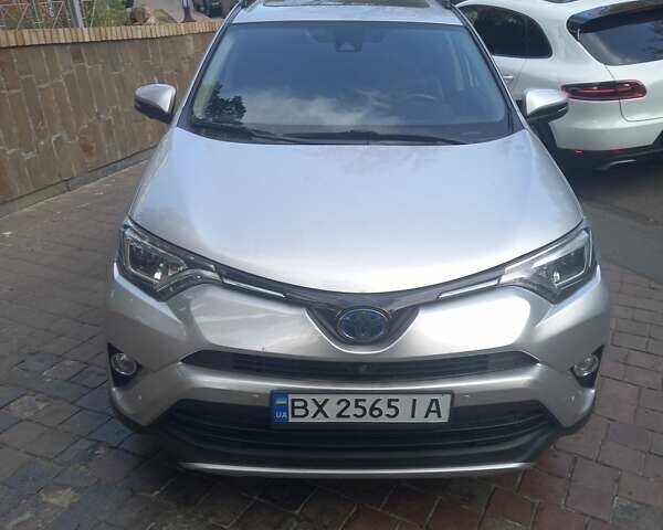 Серый Тойота РАВ 4, объемом двигателя 2.49 л и пробегом 138 тыс. км за 22000 $, фото 1 на Automoto.ua